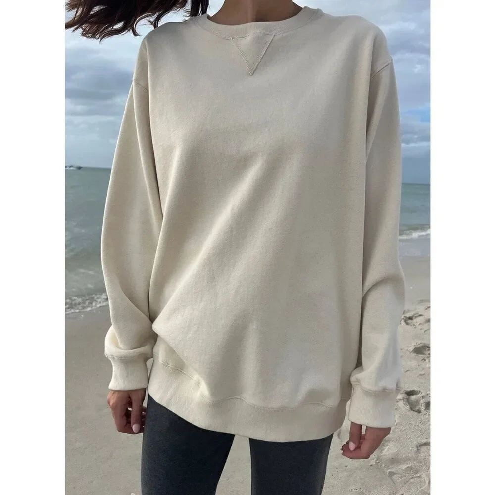 Brandy Melville white crewneck sweatshirt one size